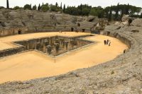 30_Amphitheater-in-Italica